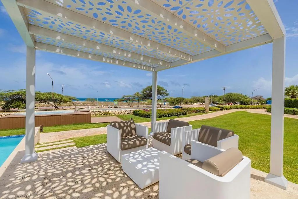 Apartment 2Bs-Blue436- Oceanfront Condo Perfect For Family Getaway Palm Beach