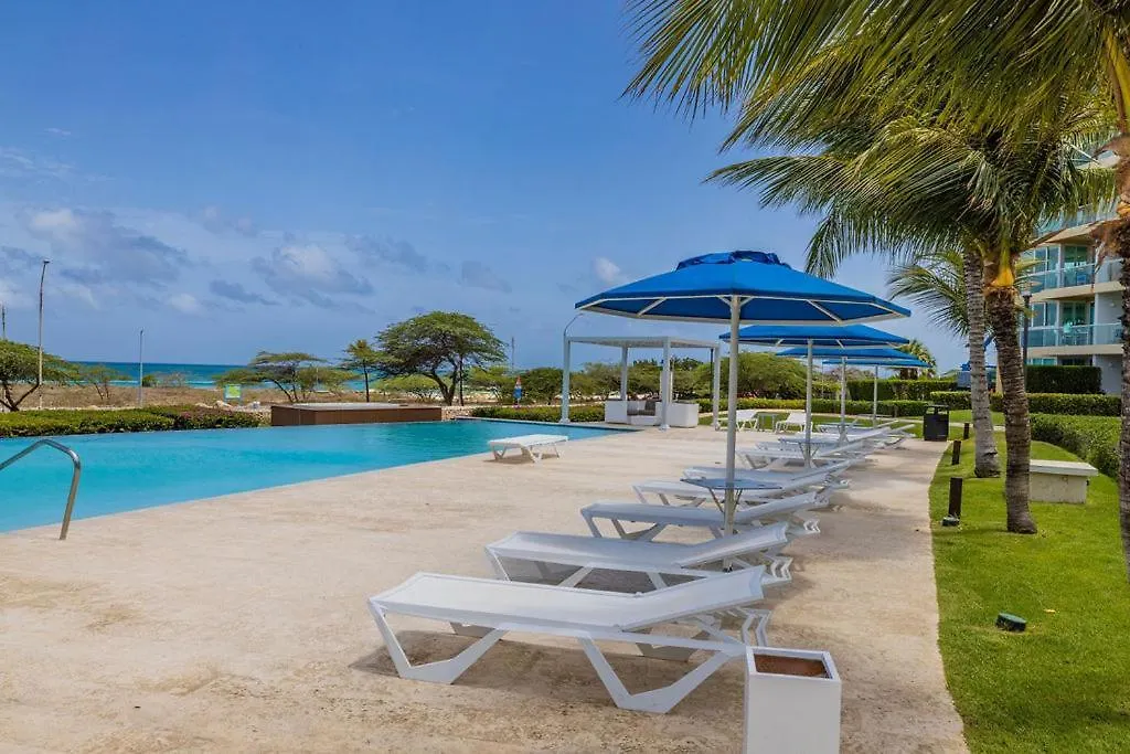 2Bs-Blue436- Oceanfront Condo Perfect For Family Getaway Palm Beach Apartment