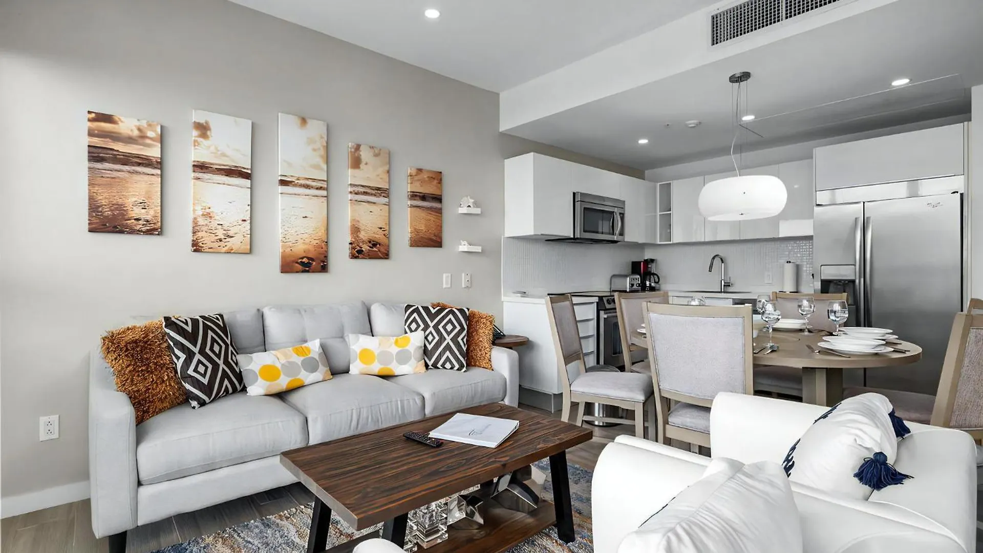 2Bs-Blue436- Oceanfront Condo Perfect For Family Getaway Palm Beach 0*,  Aruba